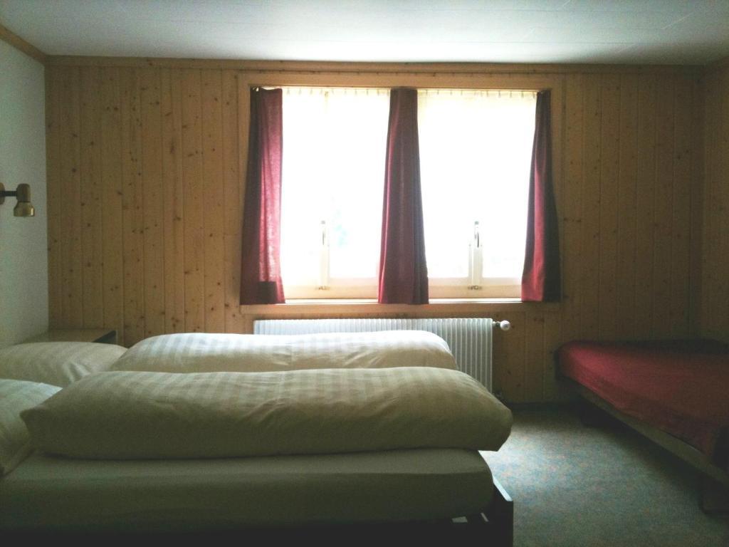 Hotel Stalden Lütschenthal Zimmer foto