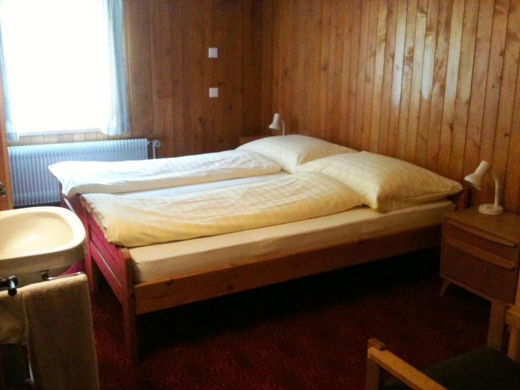 Hotel Stalden Lütschenthal Zimmer foto