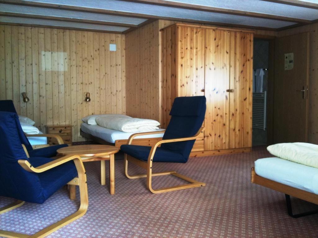 Hotel Stalden Lütschenthal Zimmer foto